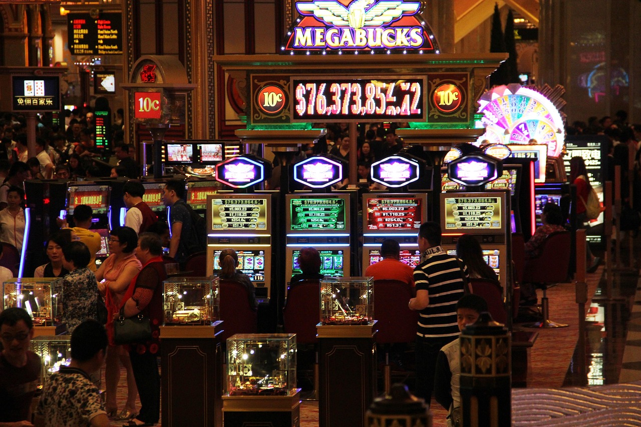 Como funcionam os jackpots em slots